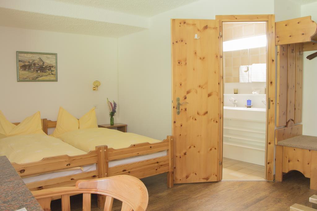 Hotel Waldhaus Бетмералп Стая снимка